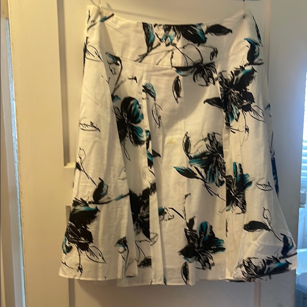 Floral Print White Skirt